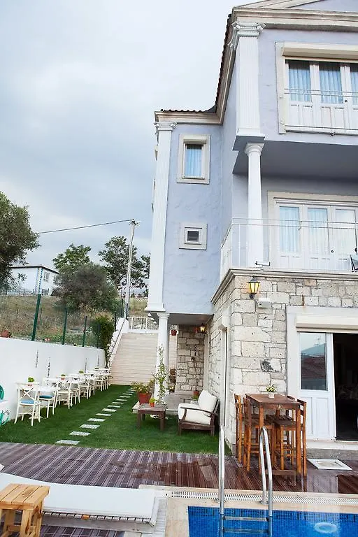 Ionic Hotel Алачати
